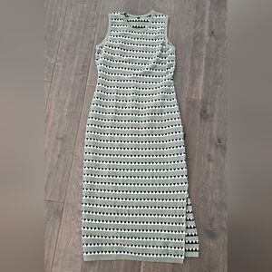 Sleeveless Green Patterned Knit Midi Dress
